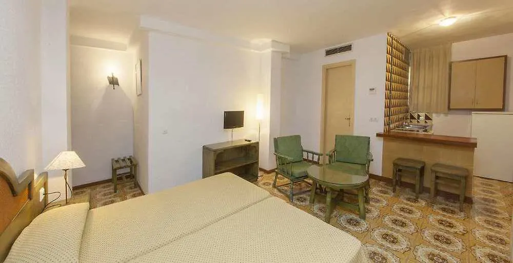 Apartamentos Bon Lloc Santa Eularia des Riu Apartment