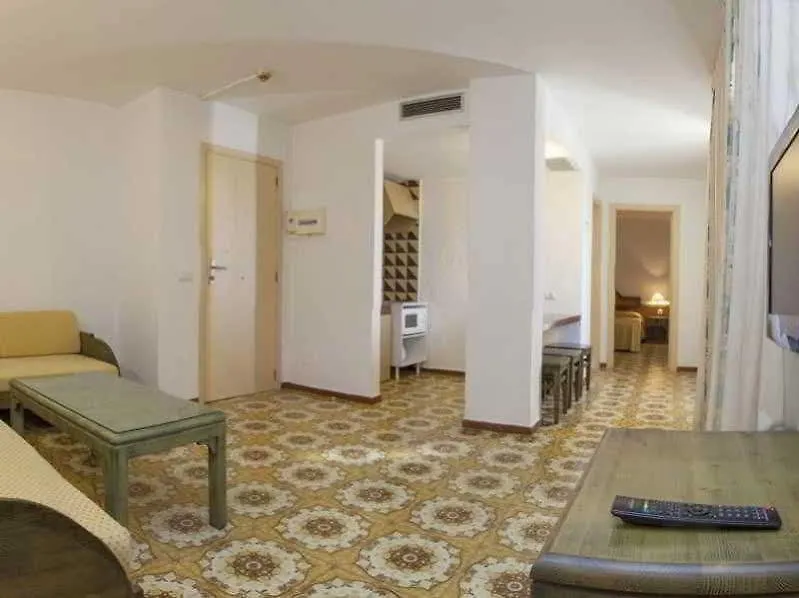 Apartamentos Bon Lloc Santa Eularia des Riu